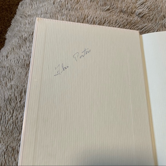 Nature in North America Hardcover Book - Picture 3 of 7